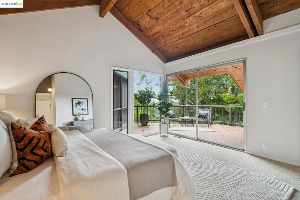 PIEDMONT PINES - Residential