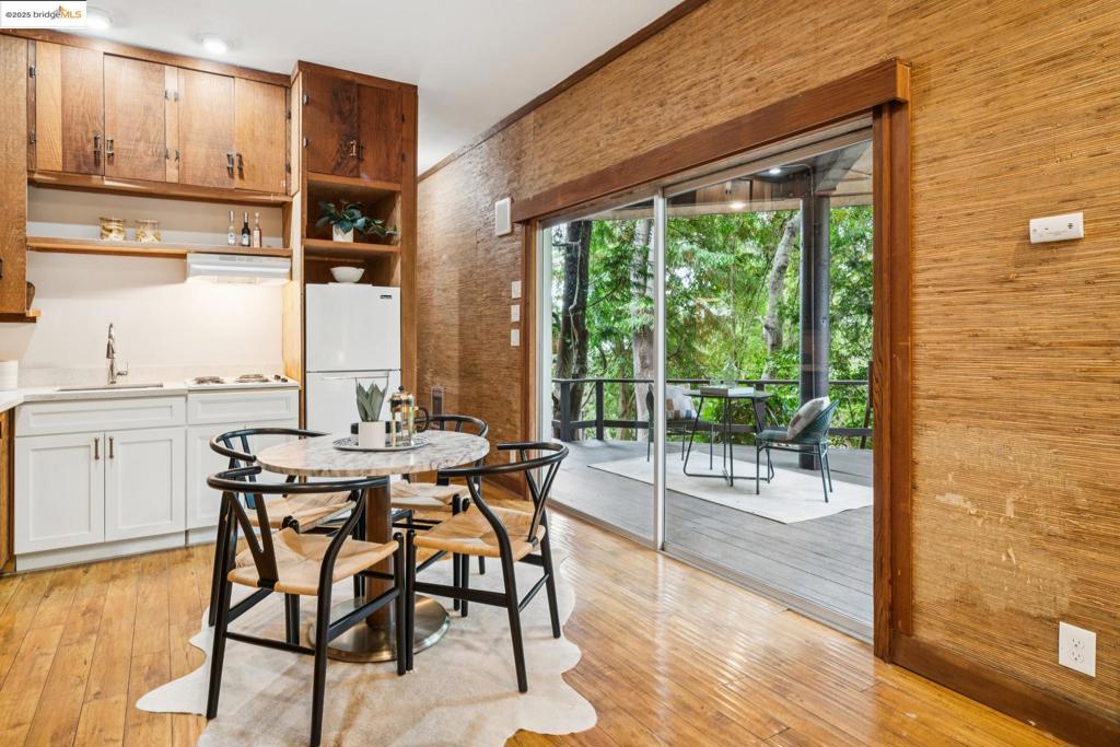 PIEDMONT PINES - Residential