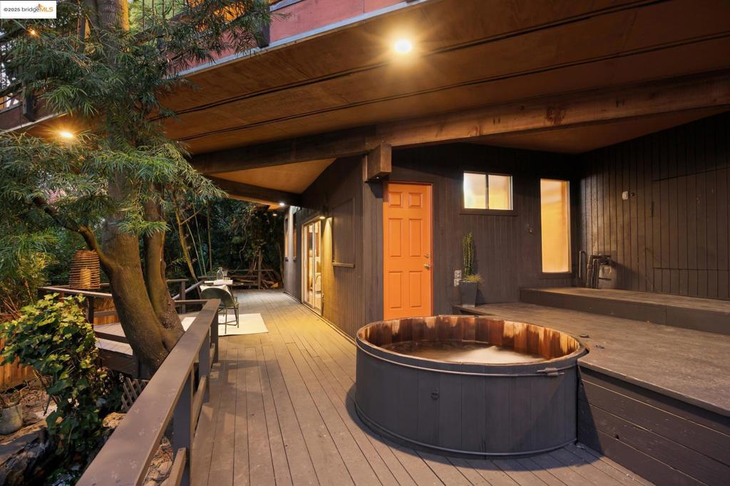 PIEDMONT PINES - Residential