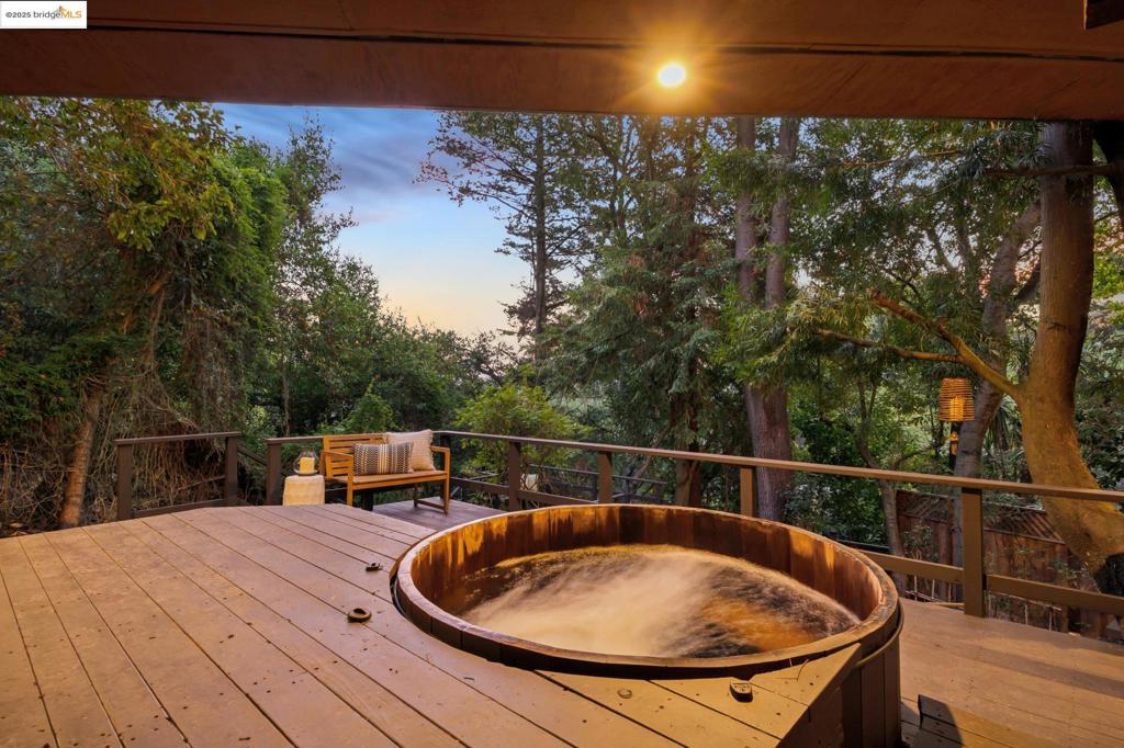PIEDMONT PINES - Residential