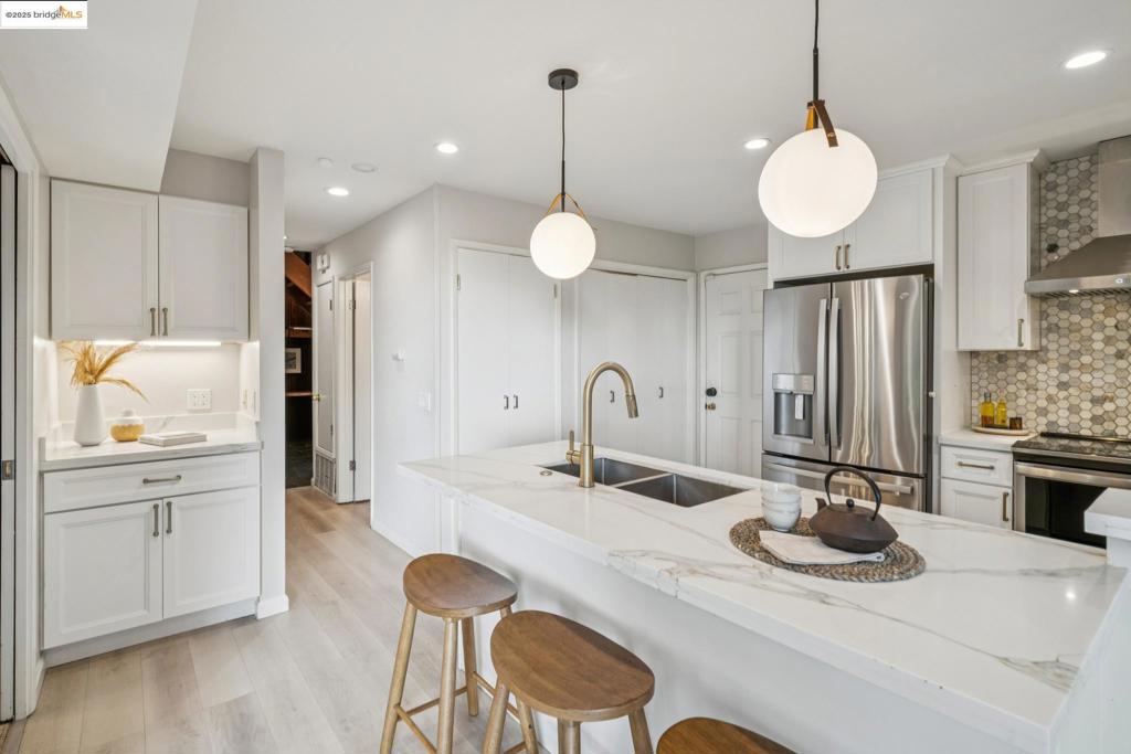 PIEDMONT PINES - Residential