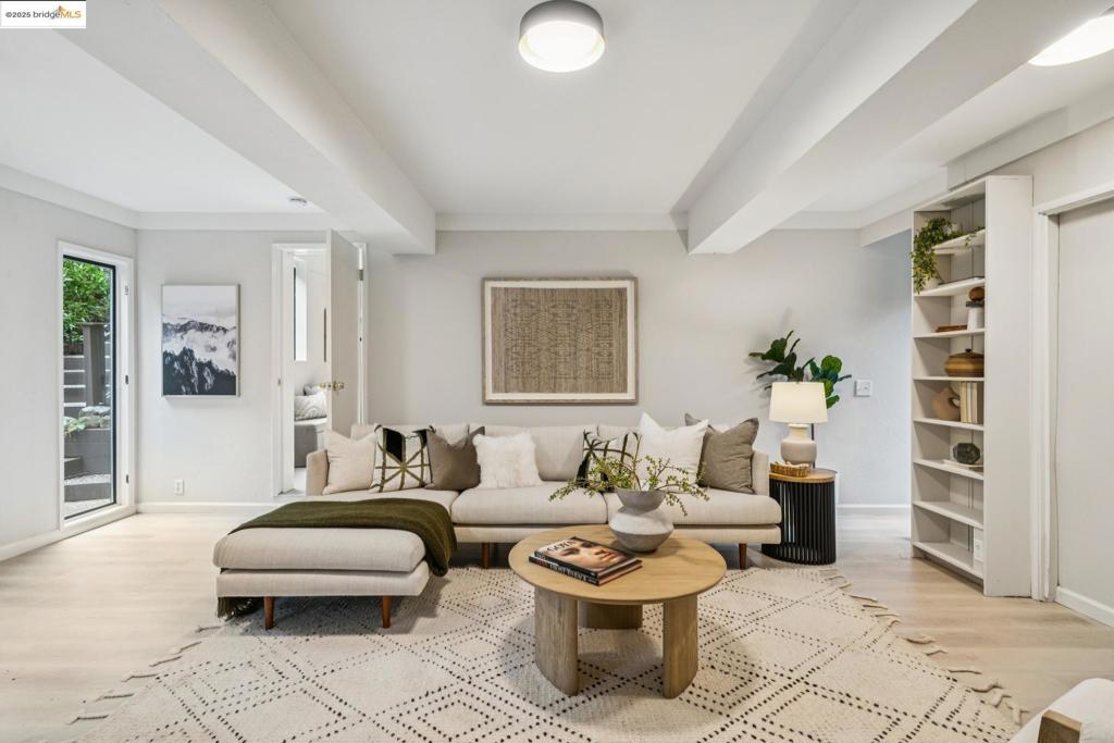 PIEDMONT PINES - Residential