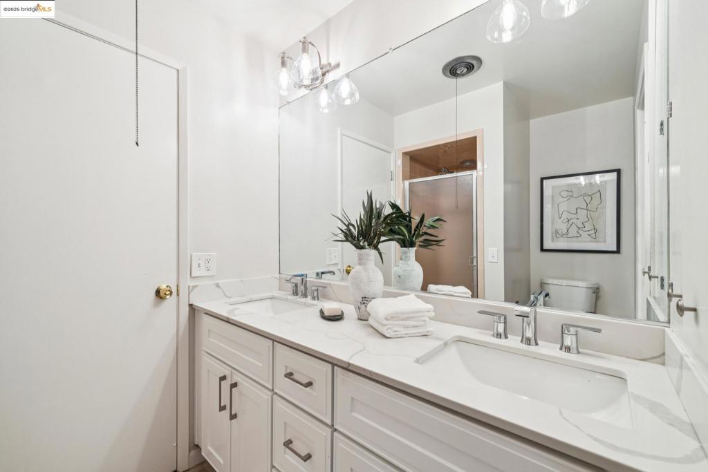 PIEDMONT PINES - Residential