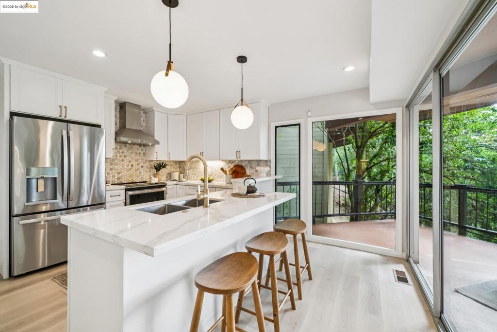 PIEDMONT PINES - Residential