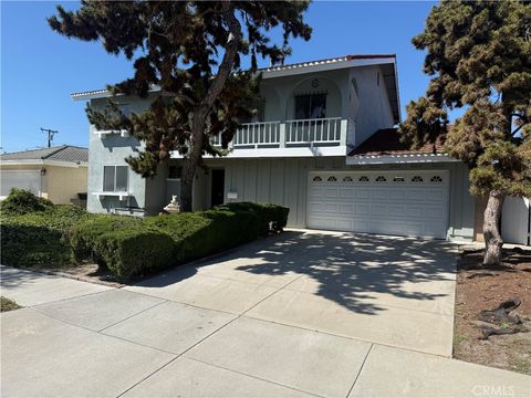 6083 Fred Cypress CA 90630