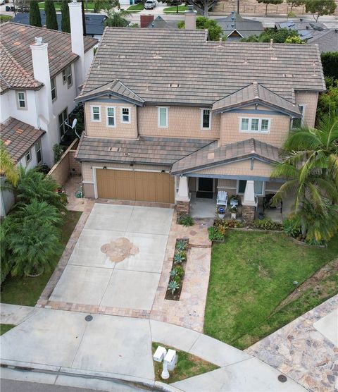 Photo of 2850 N Stone Pine Gln, Santa Ana, CA 92706 (MLS # PW26046219)