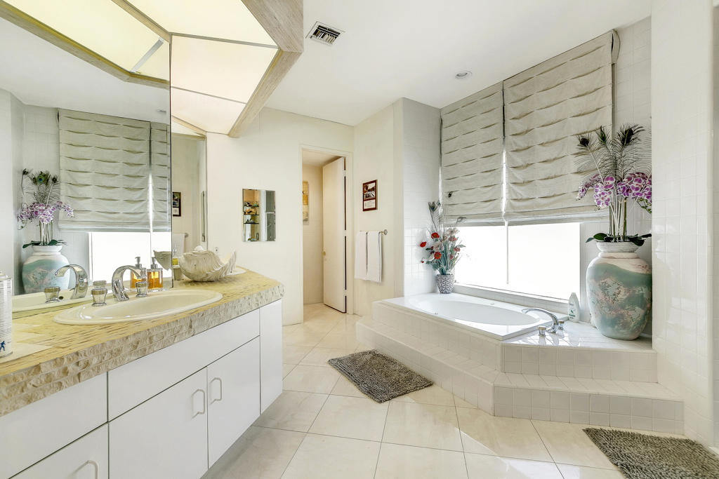 Lake La Quinta - Residential Lease