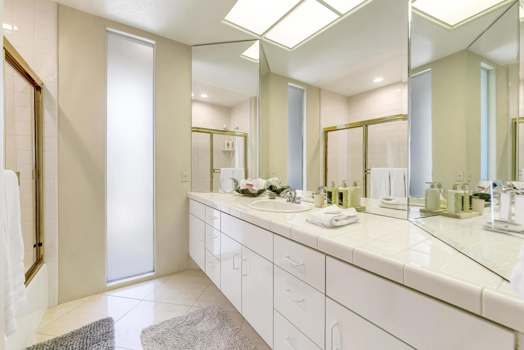 Lake La Quinta - Residential Lease