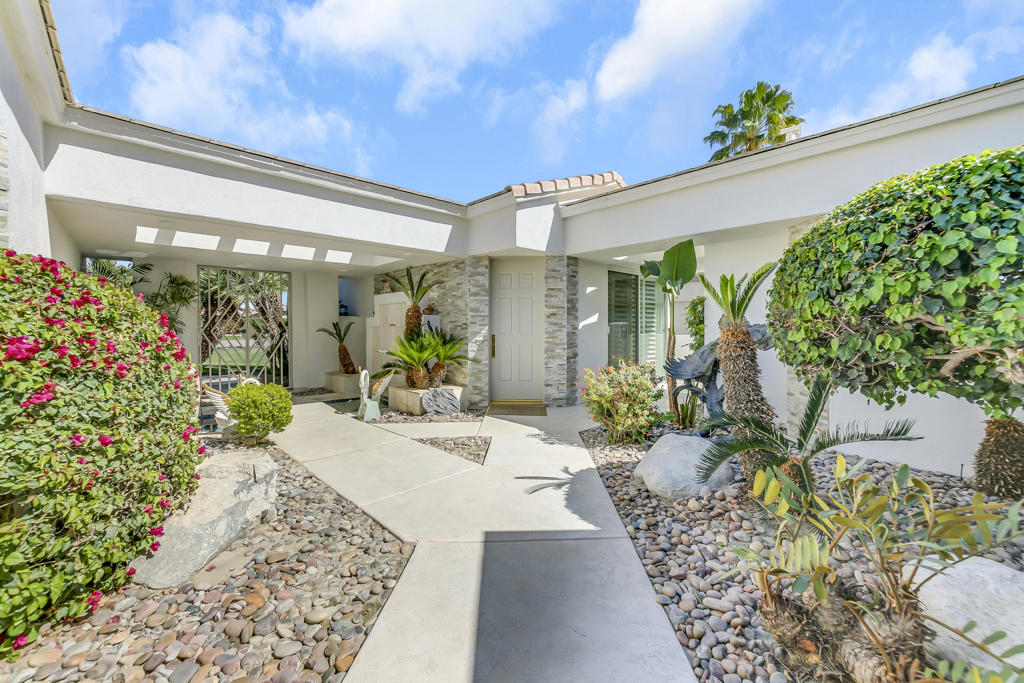 Lake La Quinta - Residential Lease