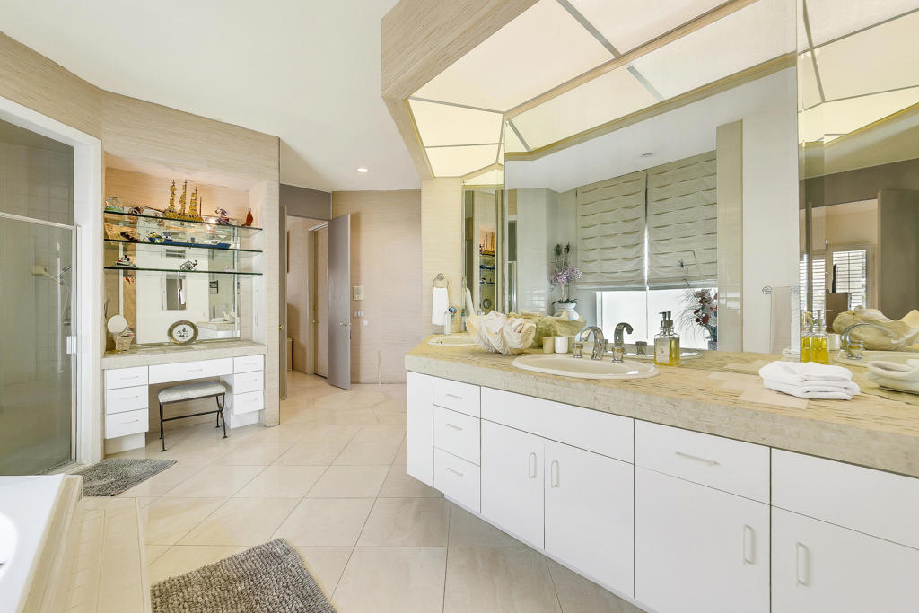 Lake La Quinta - Residential Lease