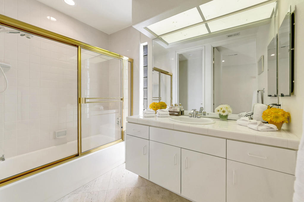 Lake La Quinta - Residential Lease