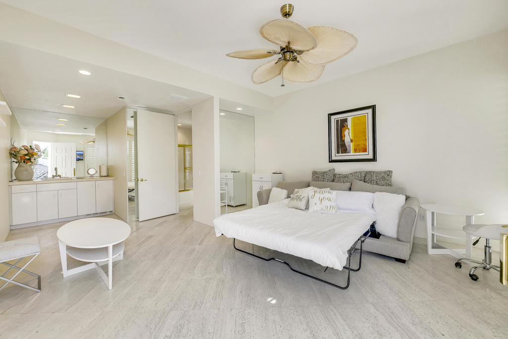 Lake La Quinta - Residential Lease
