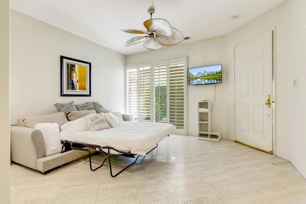 Lake La Quinta - Residential Lease