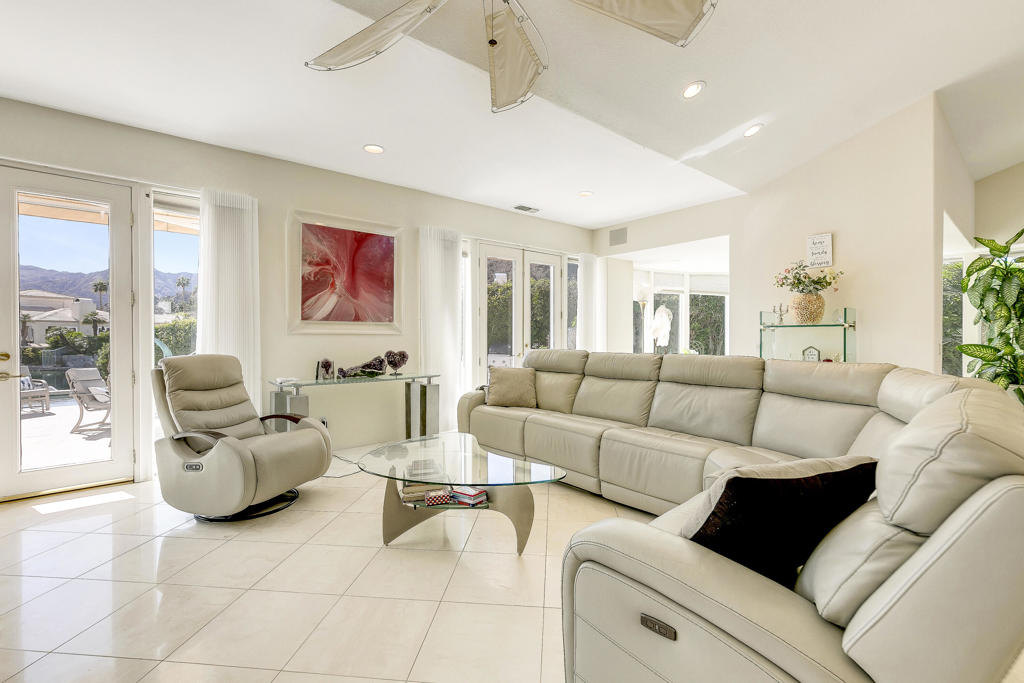 Lake La Quinta - Residential Lease