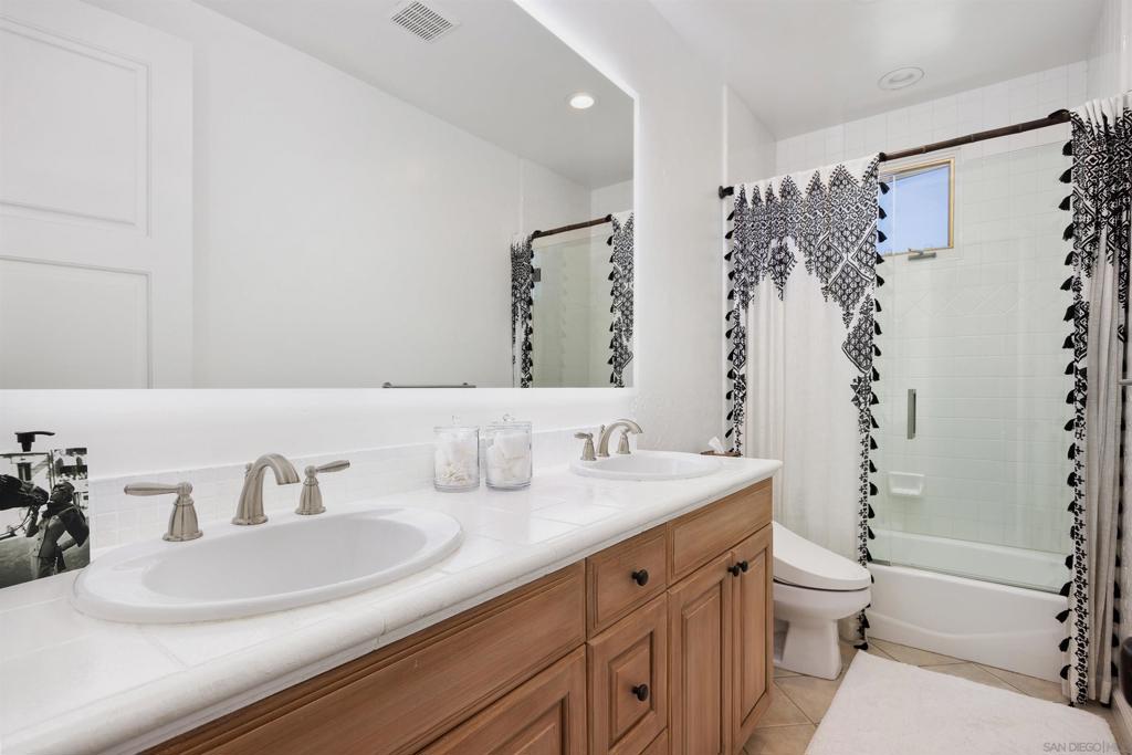 Leucadia - Residential Lease
