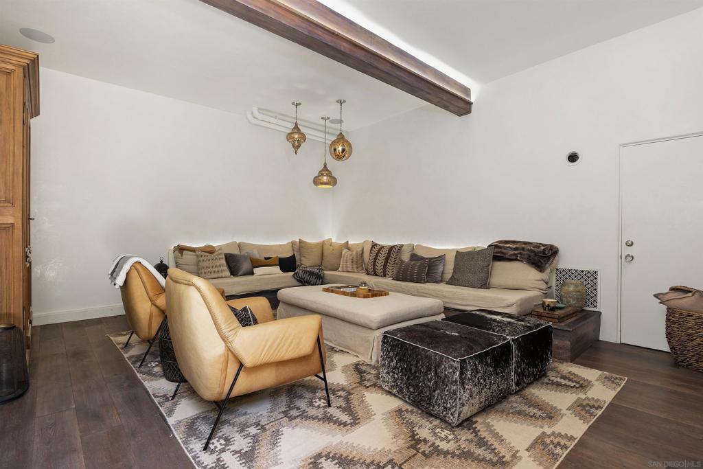 Leucadia - Residential Lease