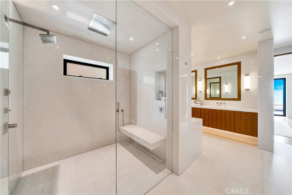 18 Lagunita Drive, Laguna Beach CA 92651 - Photo 15