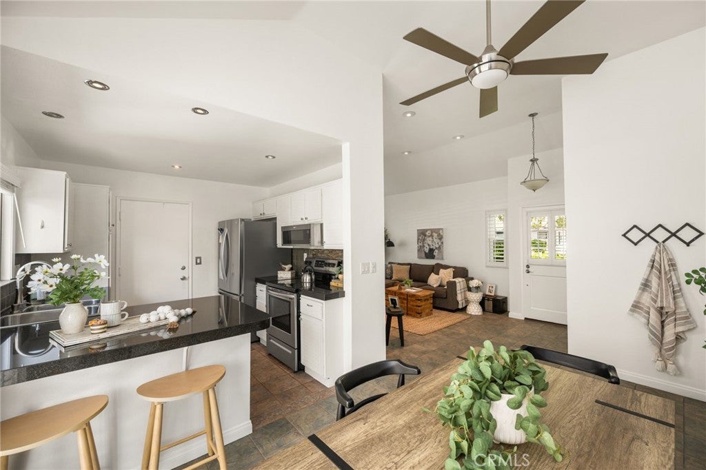 49 Summerfield 99, Irvine CA 92614 - Photo 23