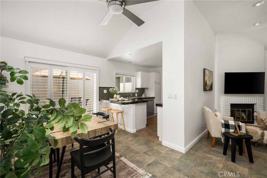 49 Summerfield 99, Irvine CA 92614 - Photo 20