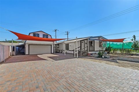 Photo of 45265 Cash ST, Hemet, CA 92544 (MLS # IV26101090)