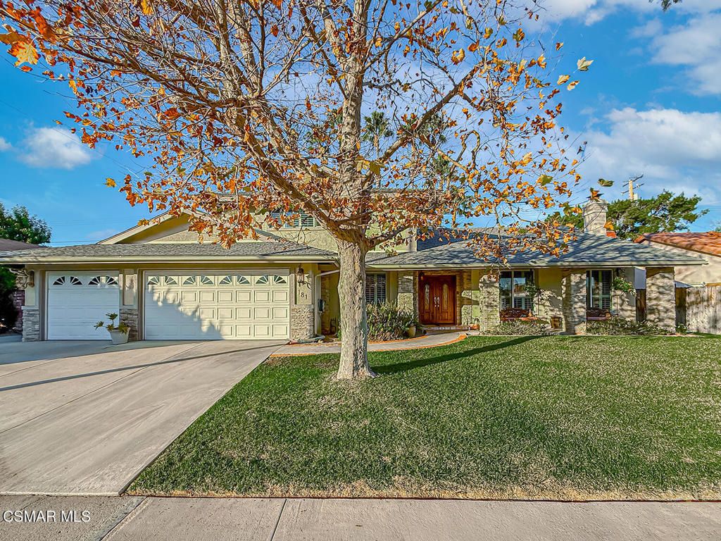 Photo of 181 W Avenida De Las Flores, Thousand Oaks, CA 91360 (MLS # 226000153)