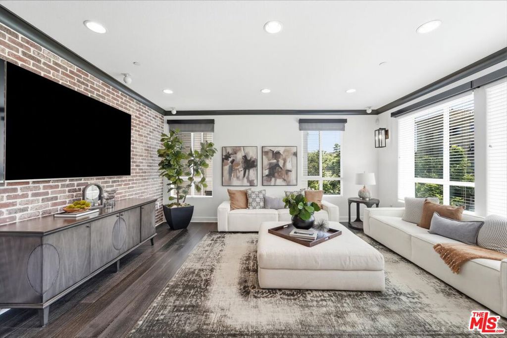 12534 W Fielding Circle 3