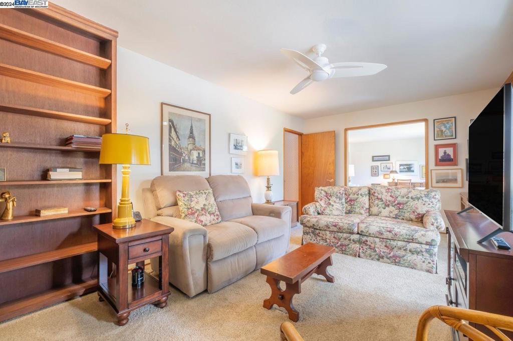 GLENMOOR GARDENS - Residential