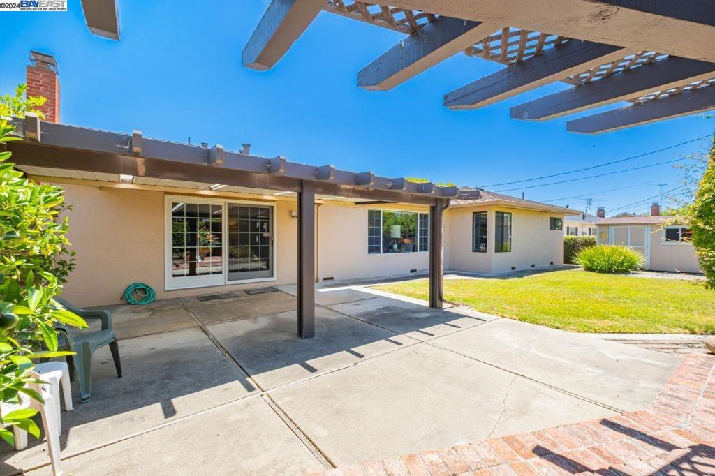 GLENMOOR GARDENS - Residential