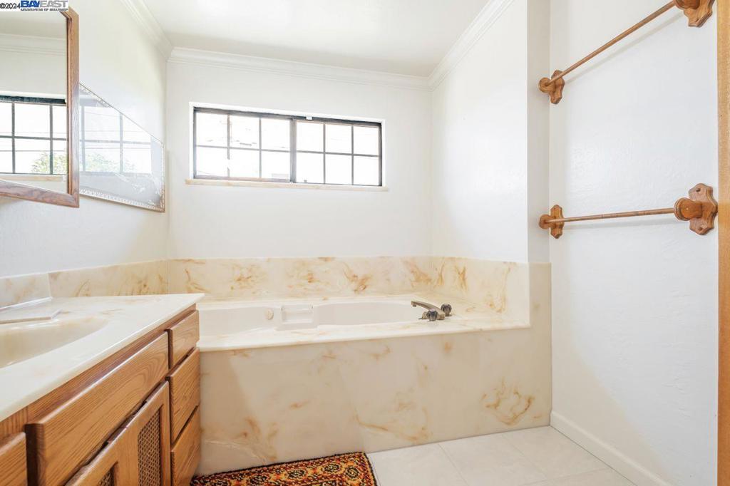 GLENMOOR GARDENS - Residential