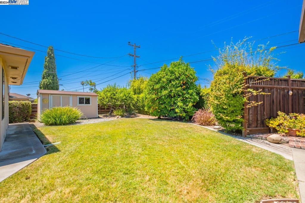 GLENMOOR GARDENS - Residential