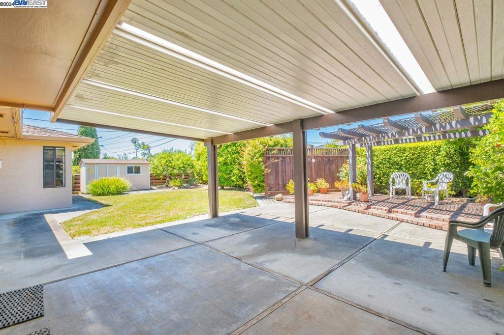 GLENMOOR GARDENS - Residential