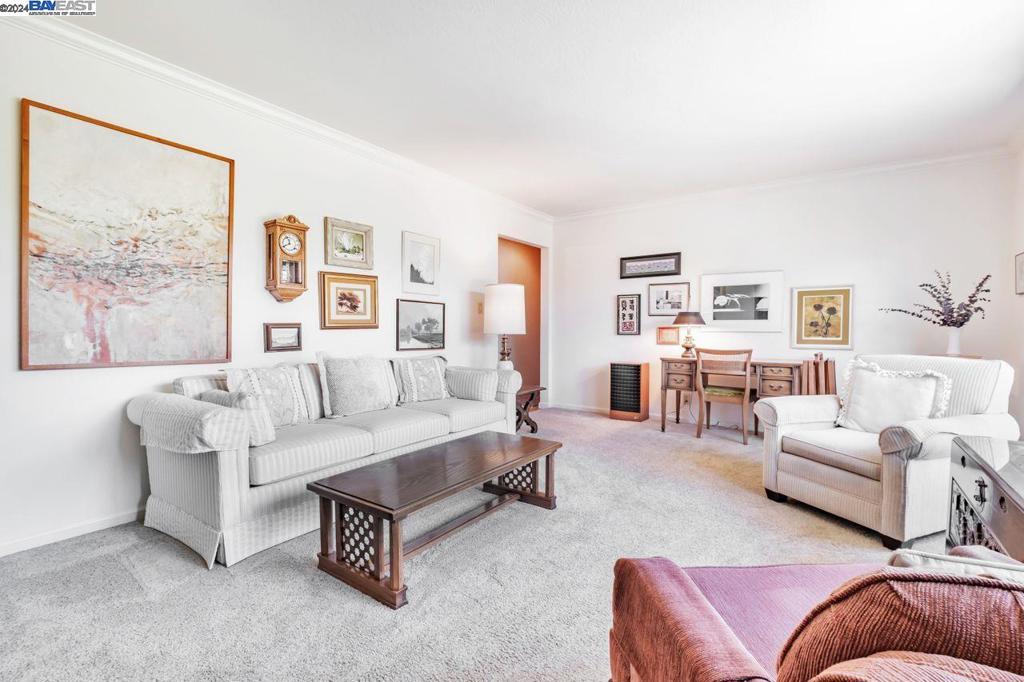 GLENMOOR GARDENS - Residential