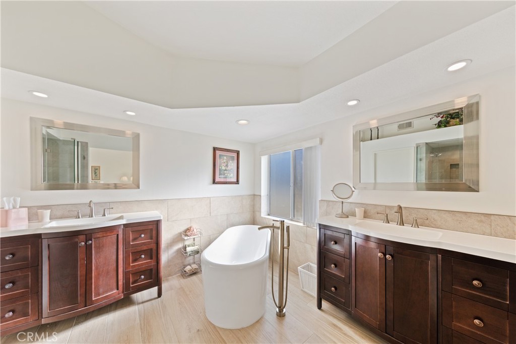 Desert Falls C.C. (32405) - Residential