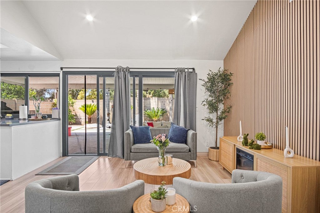 2510 Brynwood ST, Santa Ana CA 92705