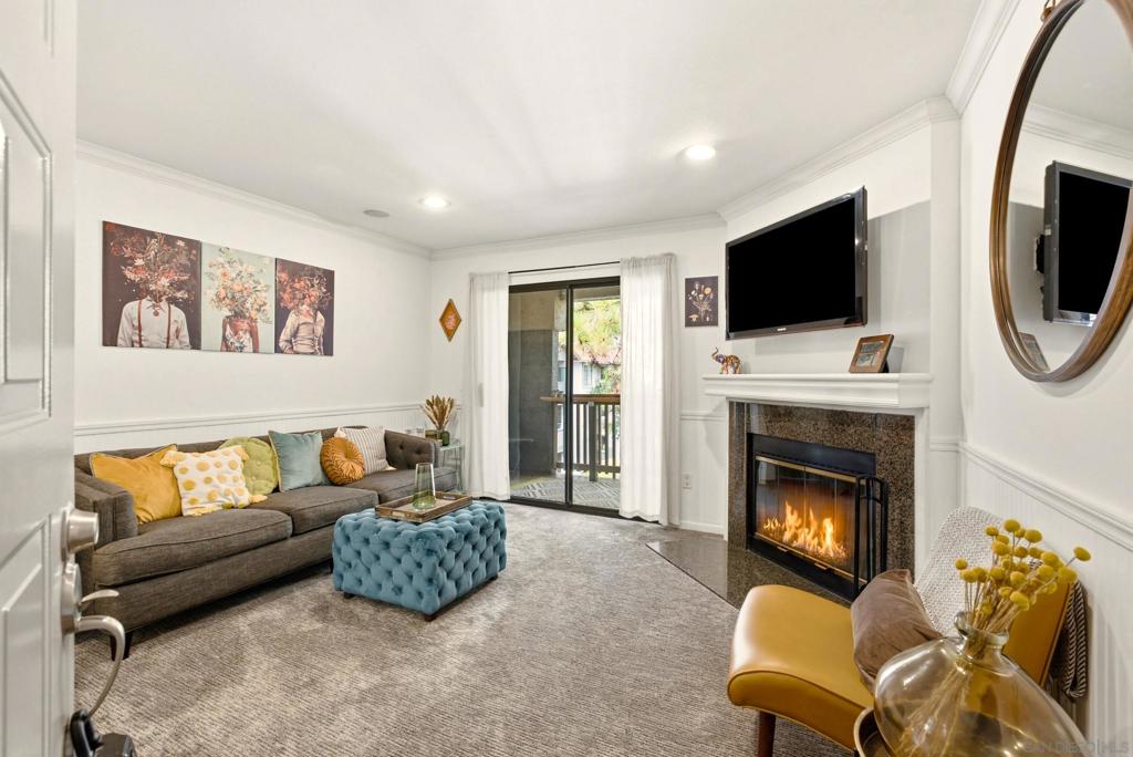 12015 Alta Carmel Ct 302