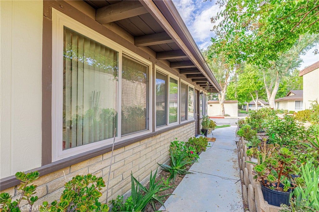 26337 Oak Highland Drive A