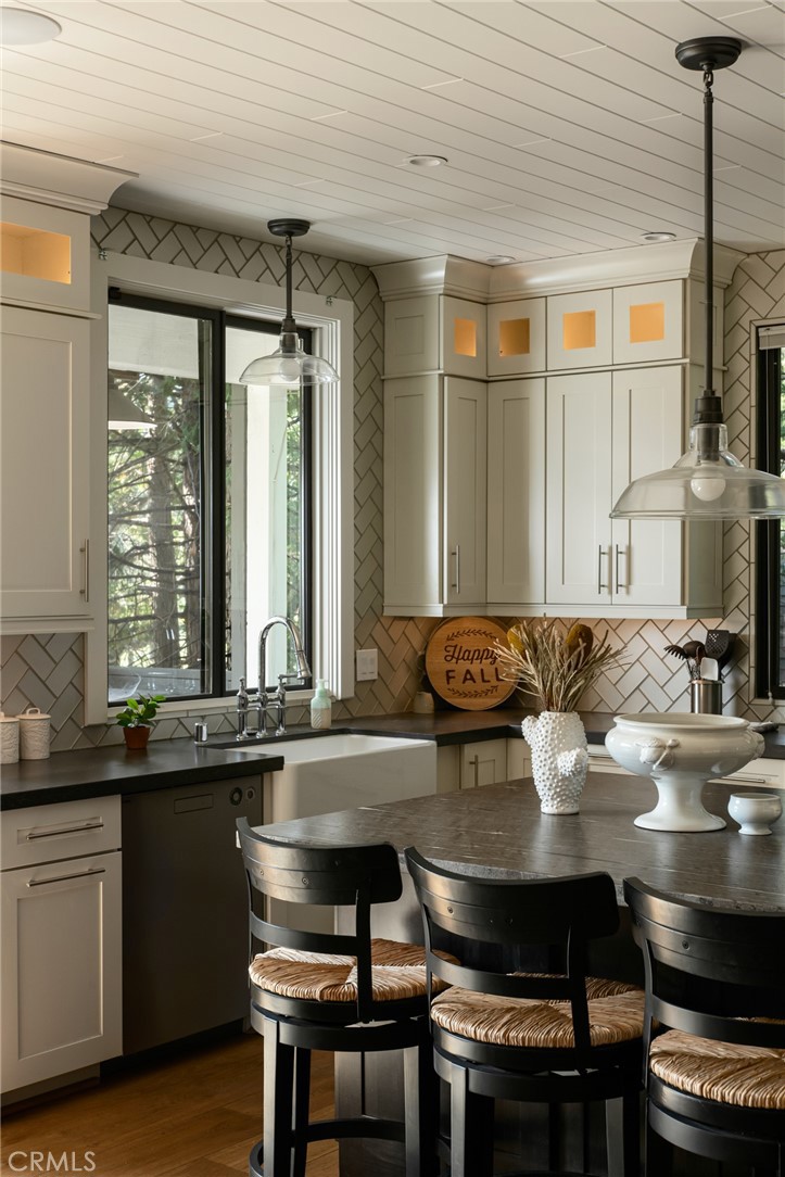 Arrowhead Woods (AWHW) - Residential