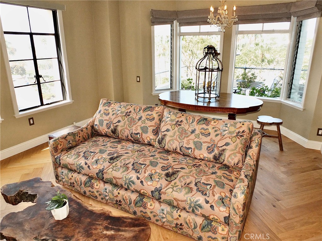800 E Ocean Blvd 201