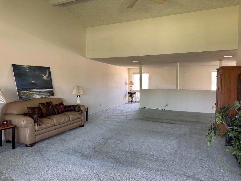 43331 Lacovia Drive