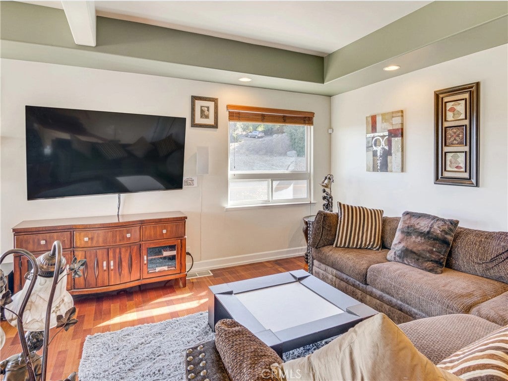 1469 Topa View Trl