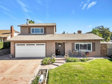 9931 Kincaid St Santee CA 92071