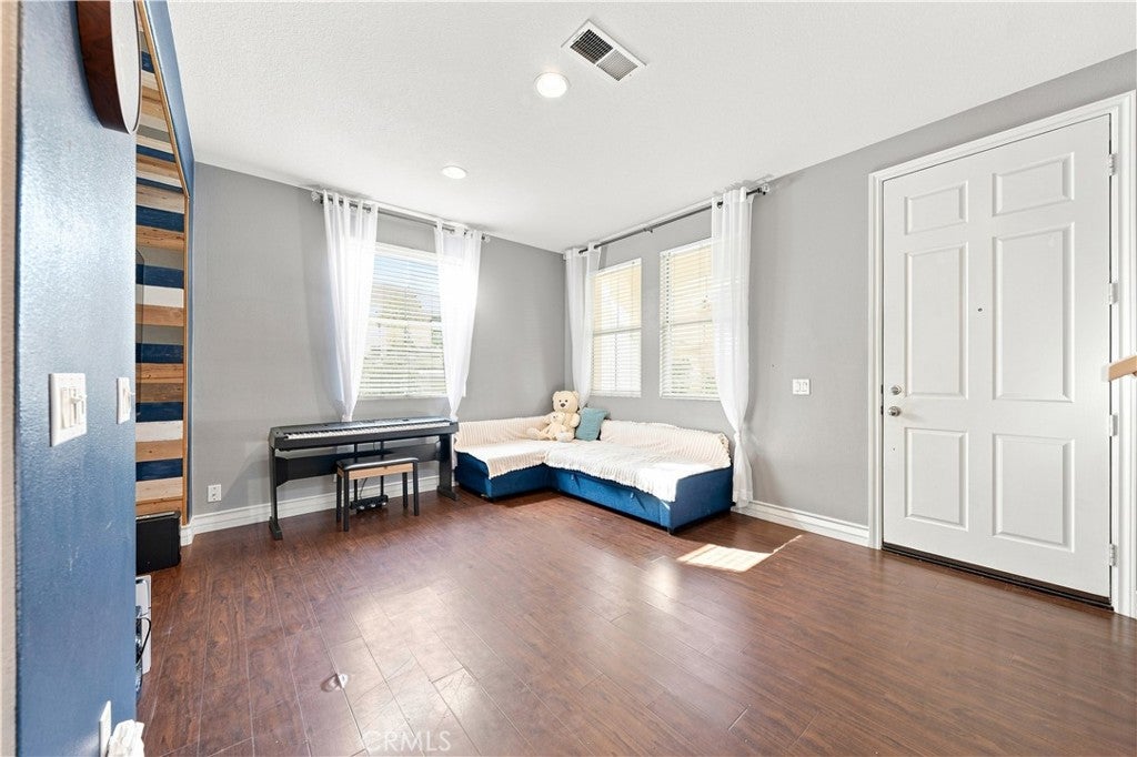 37076 Ascella Lane