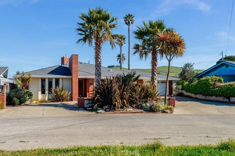 Photo of 489 Sunset Court, Morro Bay, CA 93442 (MLS # SC26110330)