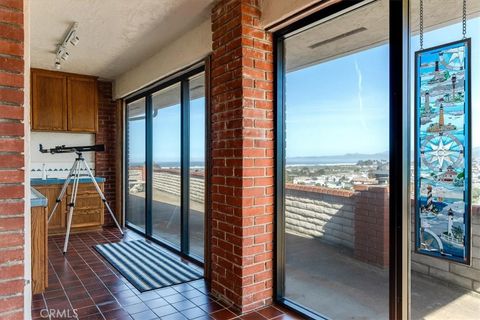 Tiny photo for 489 Sunset Court, Morro Bay, CA 93442 (MLS # SC26110330)