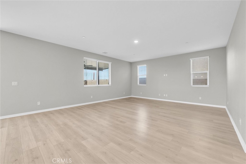 14196 Hercules Street