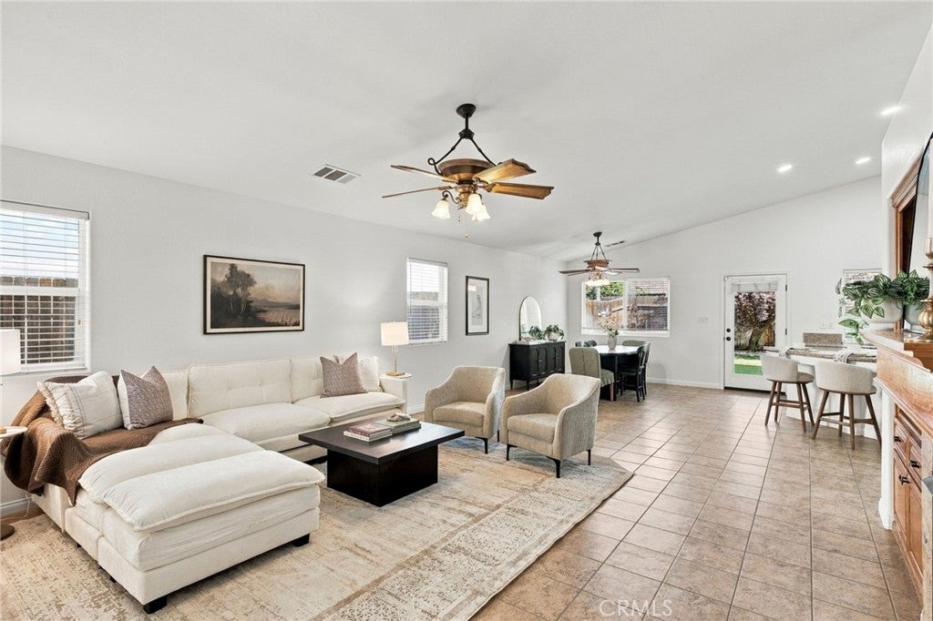 5116 Silver Clover