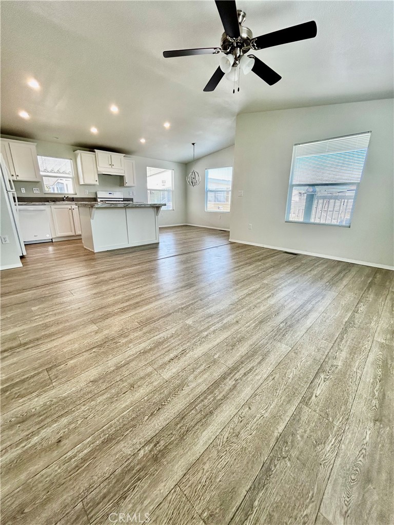 999 S Santa Fe Avenue 66