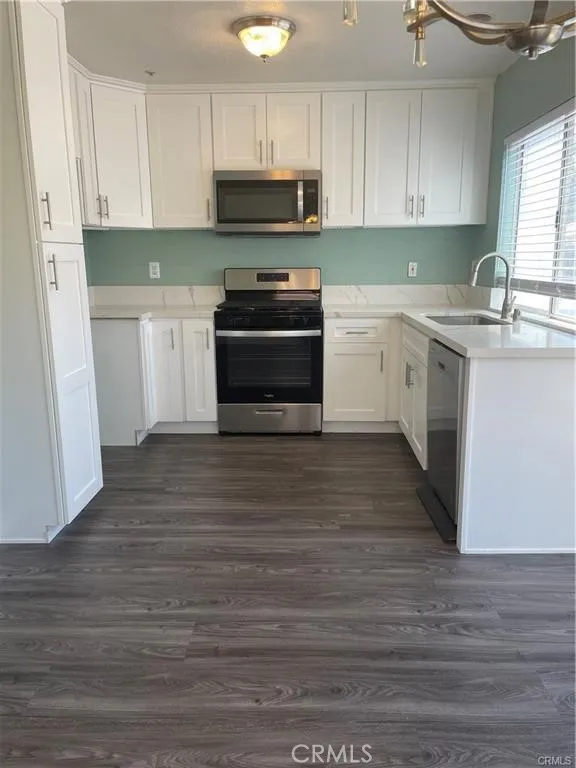 Fontana, California 92337, United States, 3 Bedrooms Bedrooms, ,2 BathroomsBathrooms,Residential,Active,253916