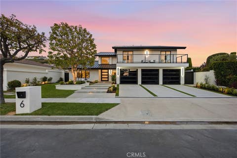 Photo of 6 Monterey CIR, Corona Del Mar, CA 92625 (MLS # OC26131334)