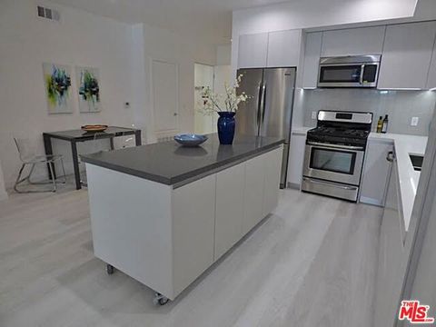 Photo of 1526 ARMACOST Avenue #302, Los Angeles, CA 90025 (MLS # 25609393) Photo of 1526 ARMACOST Avenue #302, Los Angeles, CA 90025 (MLS # 25609393)